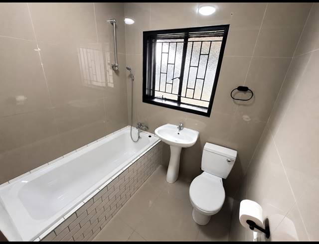 3 BEDROOM HOUSE FOR SALE IN VANDERBIJLPARK CW 6